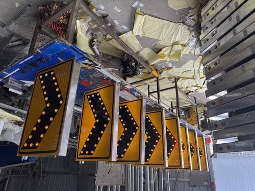 浙江太阳能交通标牌的核心部件是电池,电池多久